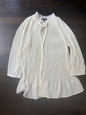 Cable & Gauge Cream Pleated Tie-Neck Blouse with Ruffle Trim